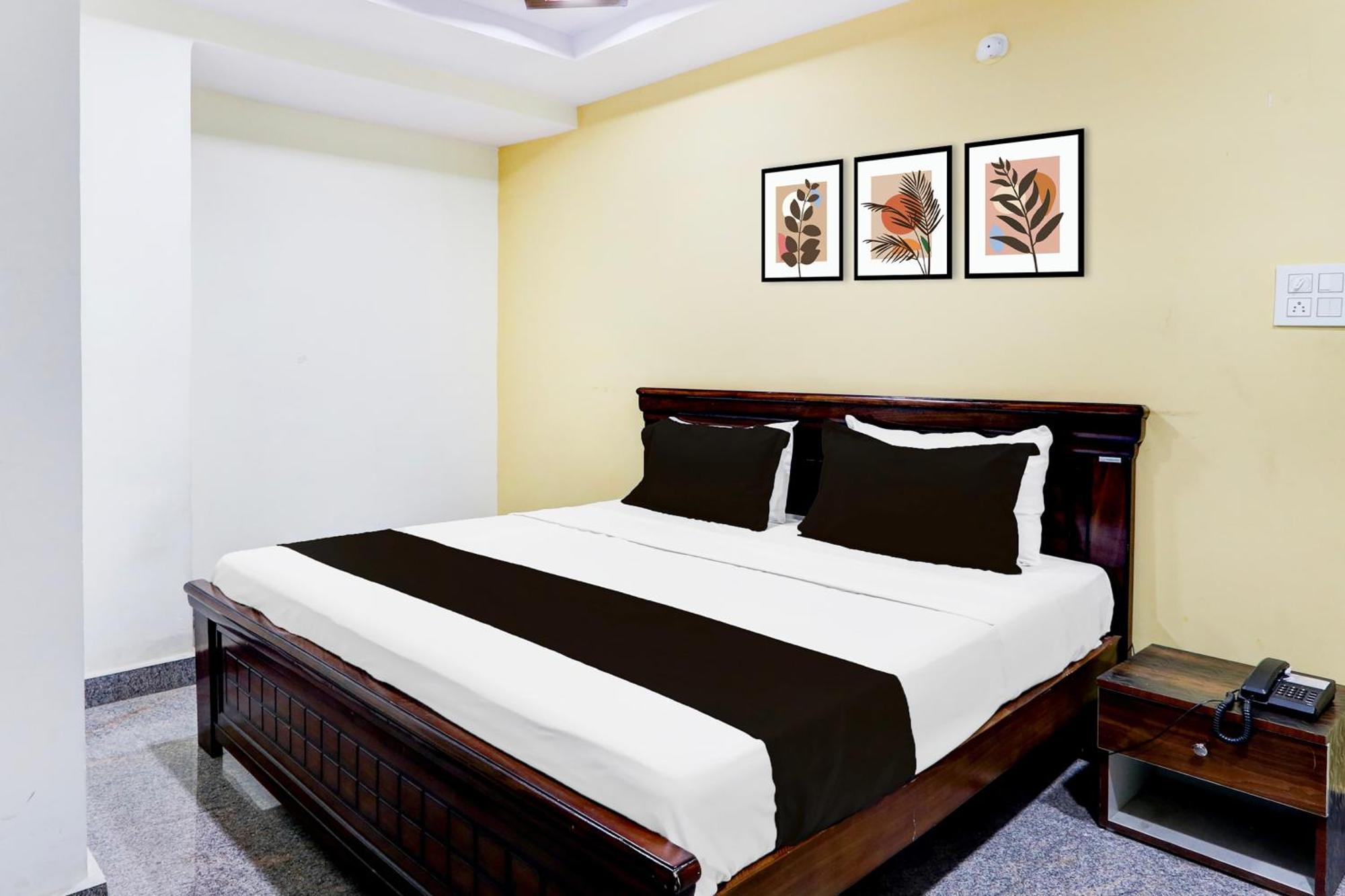 Hotel O Anoos Minarva 海得拉巴 外观 照片